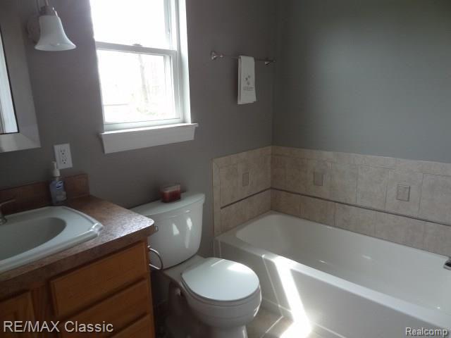 9215 Currie Road Northville, MI 48167 - Photo 15 of 20 DSC02811.JPG