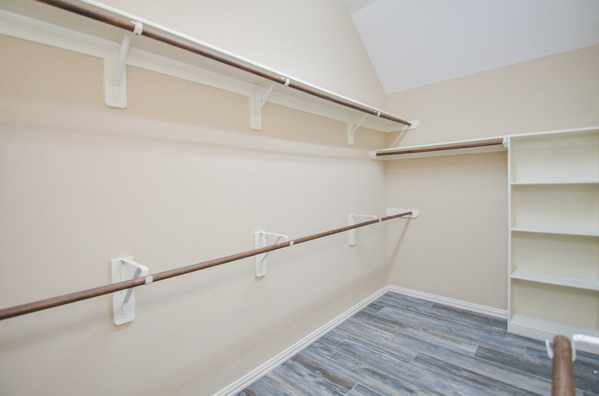 17902 Logans Pine Drive Tomball, TX 77377 - Photo 26 of 32 a view of an empty walk in closet