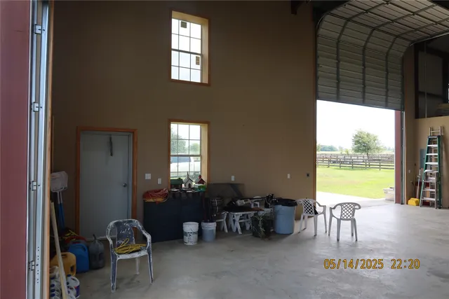 $865,000 | 66 County Road 77D, Schulenburg, TX 78956