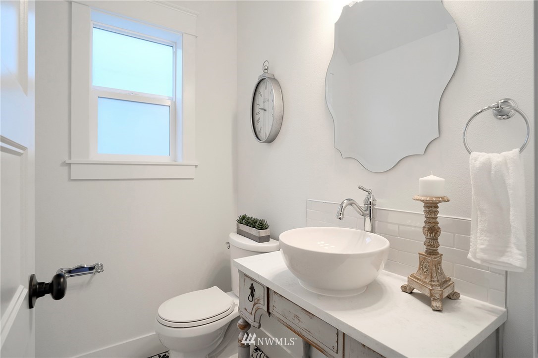 5125 North Highland Street Ruston, WA 98407 - Photo 17 of 25 Gallery Image 17