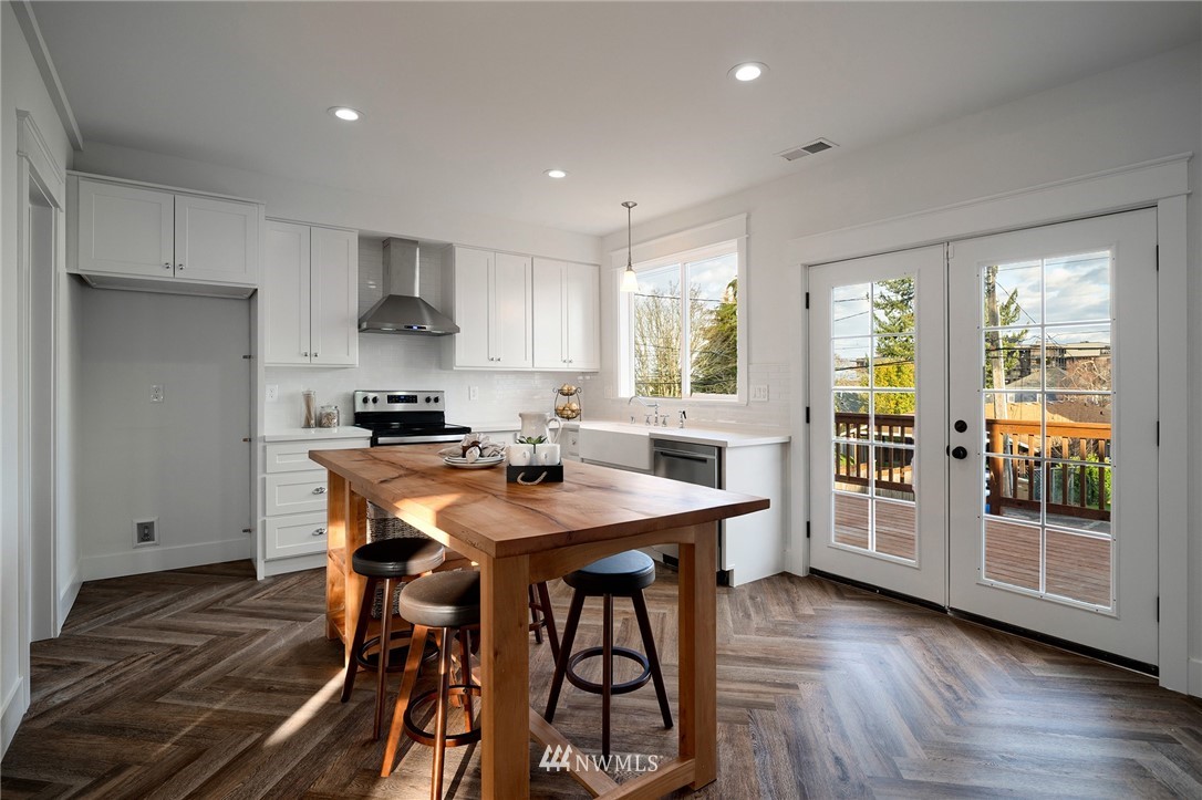 5125 North Highland Street Ruston, WA 98407 - Photo 4 of 25 Gallery Image 4