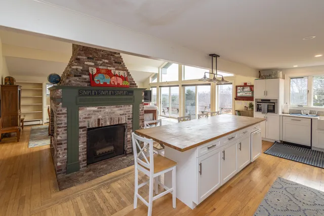 $650,000 | 8 Kerygma Drive, Rockport, ME 04856