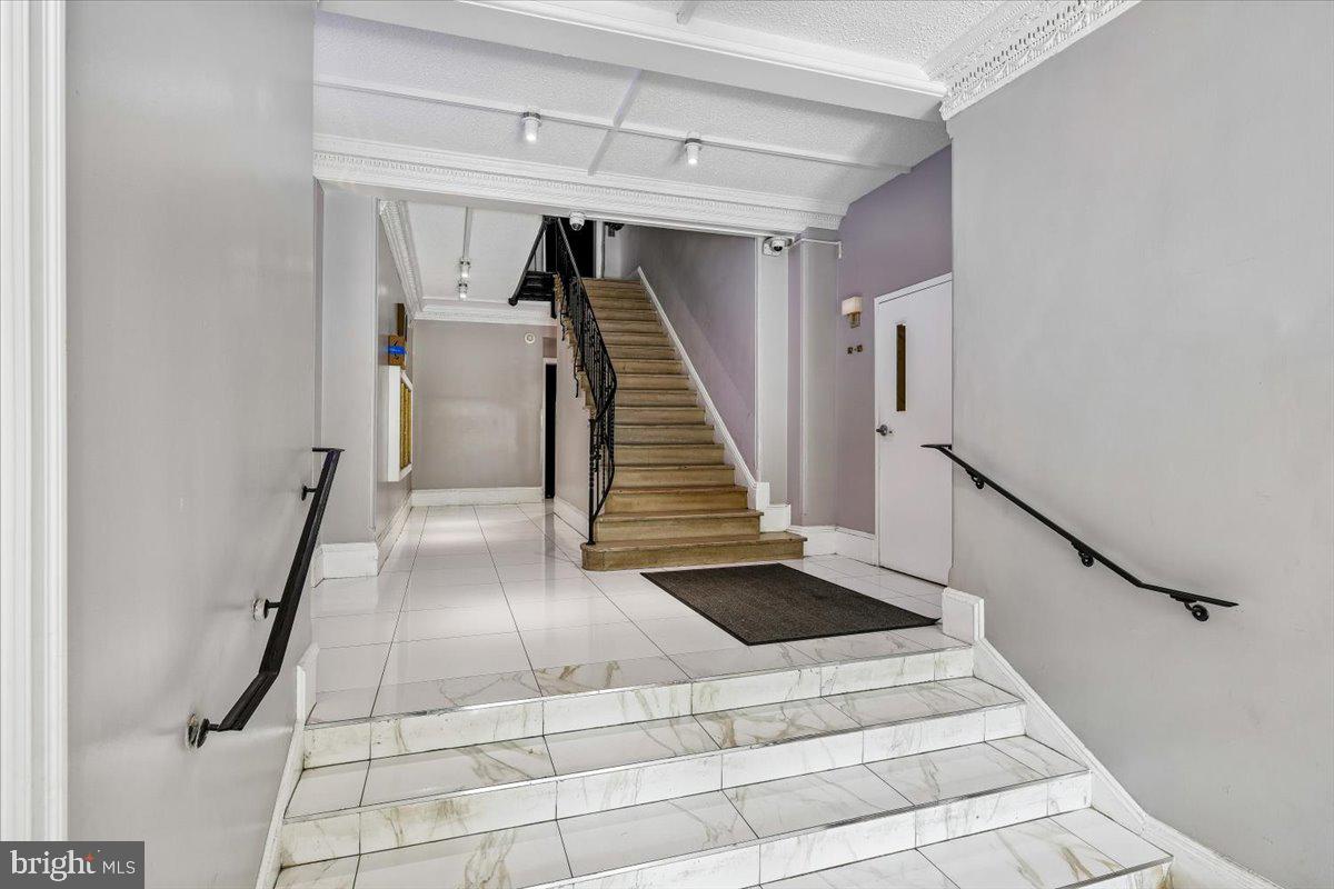 1401 Columbia Road Northwest, Unit 410 Washington, DC 20009 - Photo 6 of 27