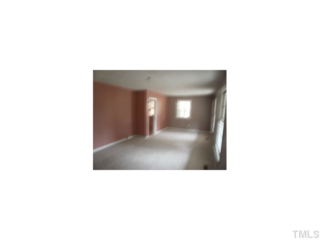 130 Windsor Road Lumberton, NC 28358 - Photo 3 of 5 Gallery Image 3