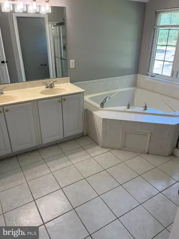 $3,650 | 10400 Twin Knoll Way, Upper Marlboro, MD 20772