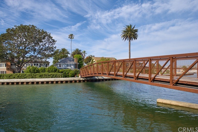 5 Bay Island Newport Beach, CA 92661 - Photo 11 of 24