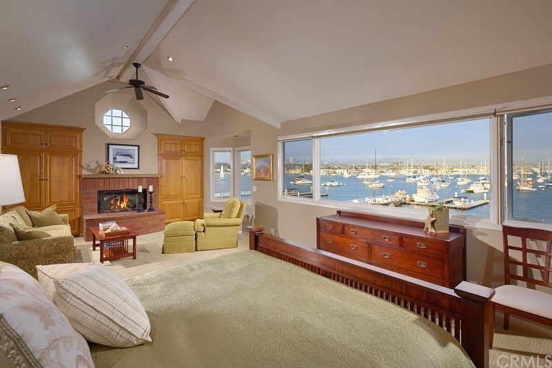 5 Bay Island Newport Beach, CA 92661 - Photo 7 of 24