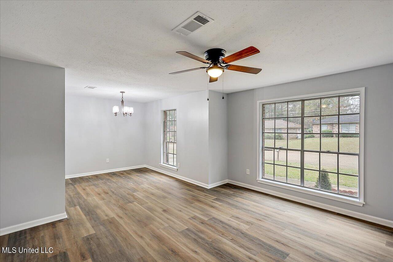 2372 Breckinridge Road Jackson, MS 39204 - Photo 6 of 26 07-2372 Breckinridge Rd - Copy