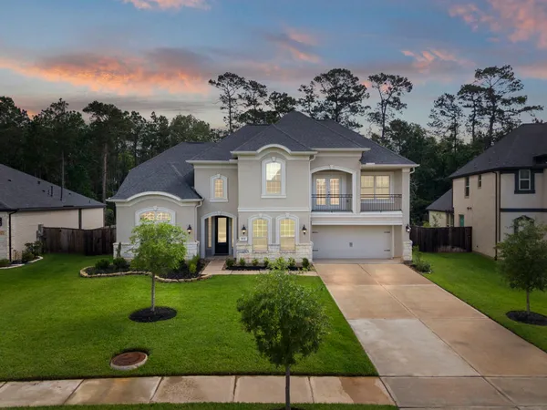 $750,000 | 1021 Lakemont Bend Lane, Pinehurst, TX 77362