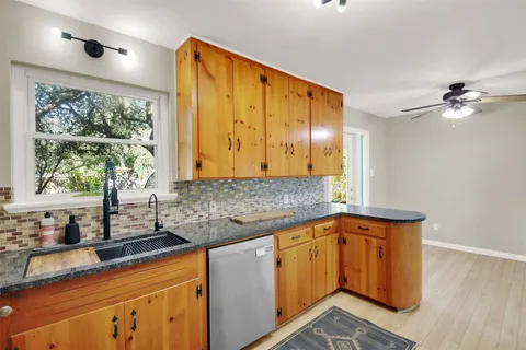 $515,000 | 7610 Gault Street, Austin, TX 78757