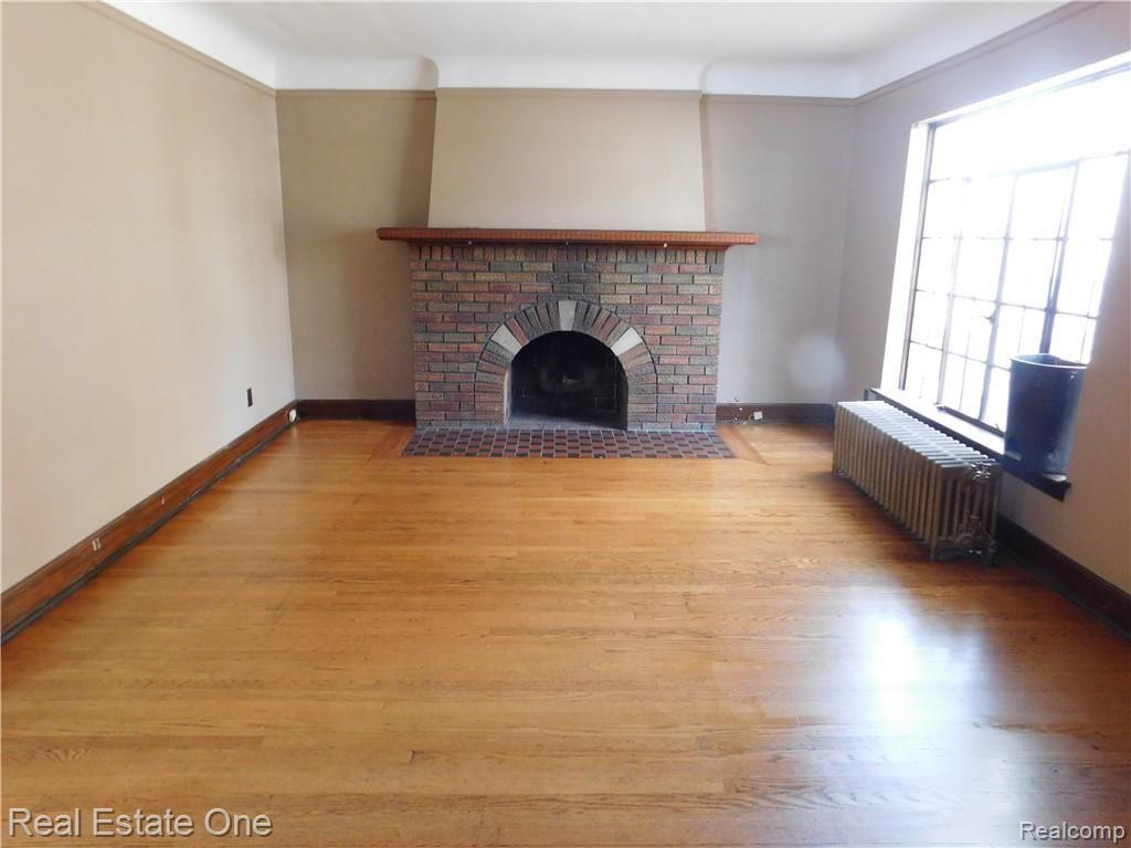 5101 Yorkshire Road Detroit, MI 48224 - Photo 3 of 17