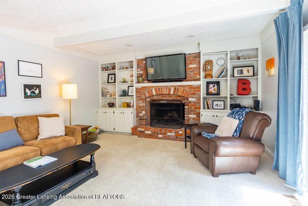 2139 Woodfield Road Okemos, MI 48864 - Photo 17 of 53 Final-29