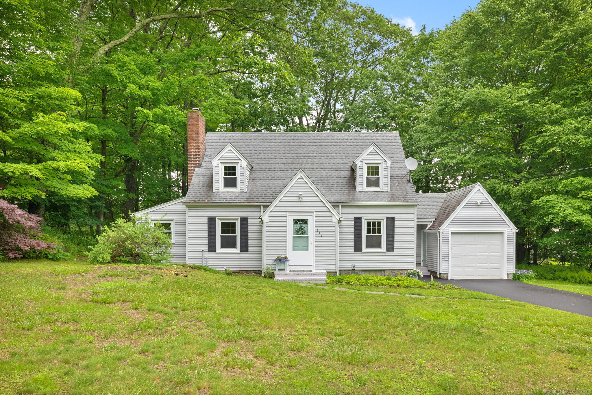 138 Regan Road Middlebury, CT 06762 - Photo 1 of 1