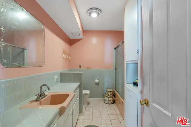 $1,449,000 | 5925 Chariton Avenue, Los Angeles, CA 90056