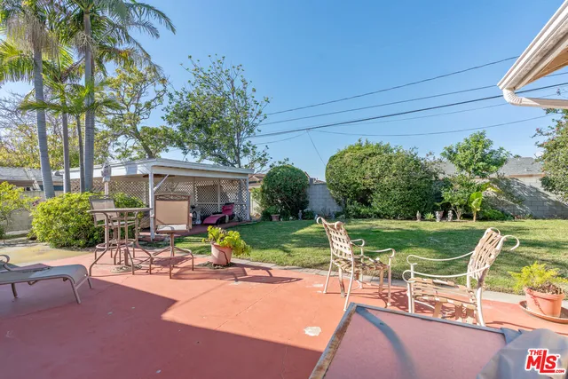 $1,449,000 | 5925 Chariton Avenue, Los Angeles, CA 90056