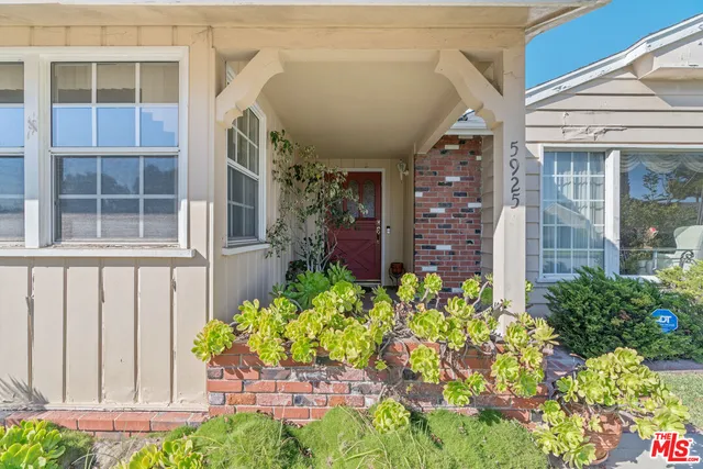 $1,449,000 | 5925 Chariton Avenue, Los Angeles, CA 90056