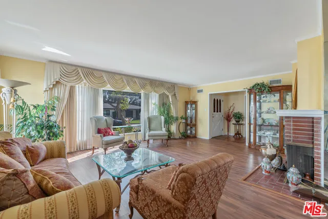 $1,449,000 | 5925 Chariton Avenue, Los Angeles, CA 90056