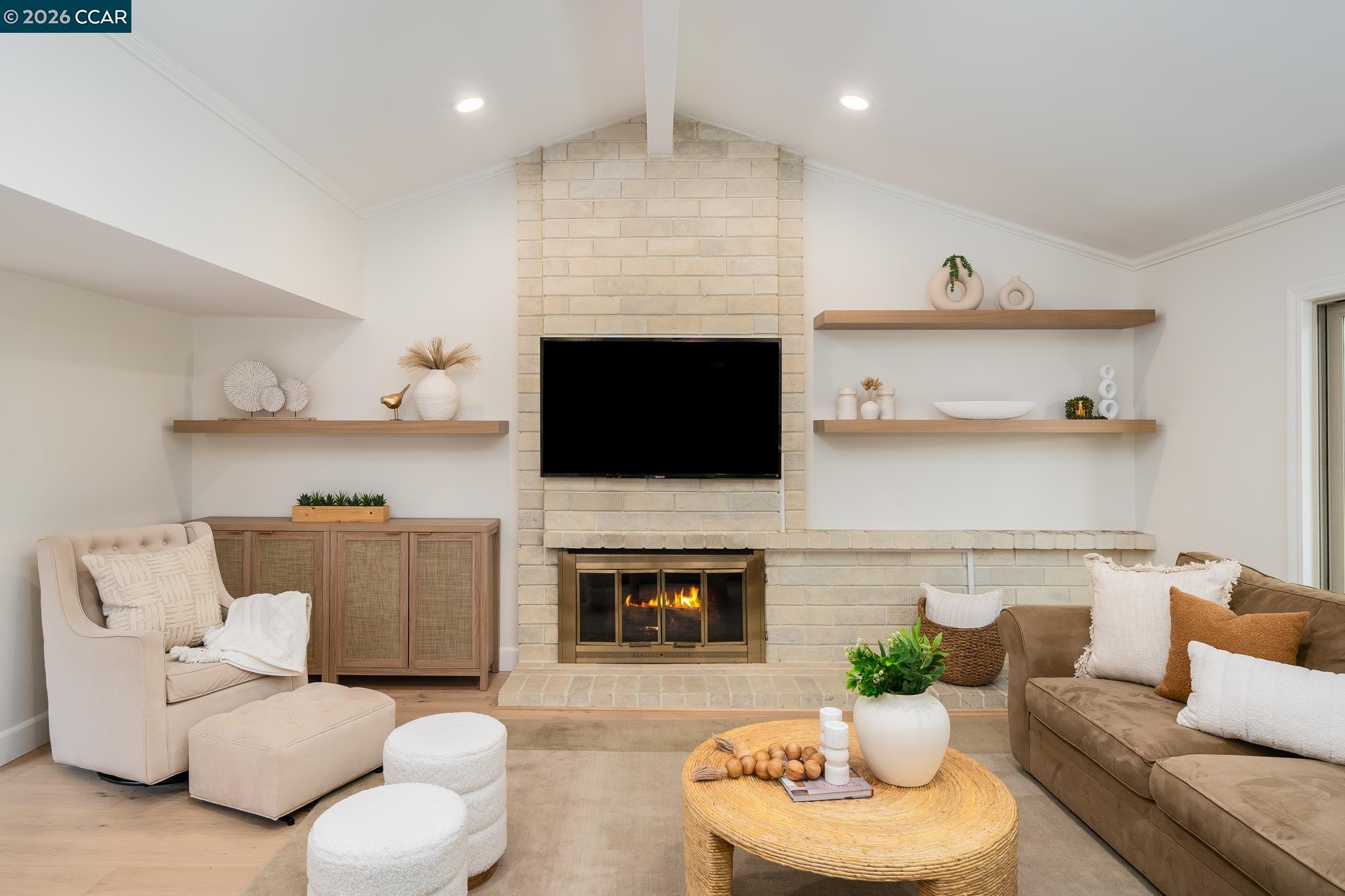 2003 St George Road Danville, CA 94526 - Photo 8 of 42