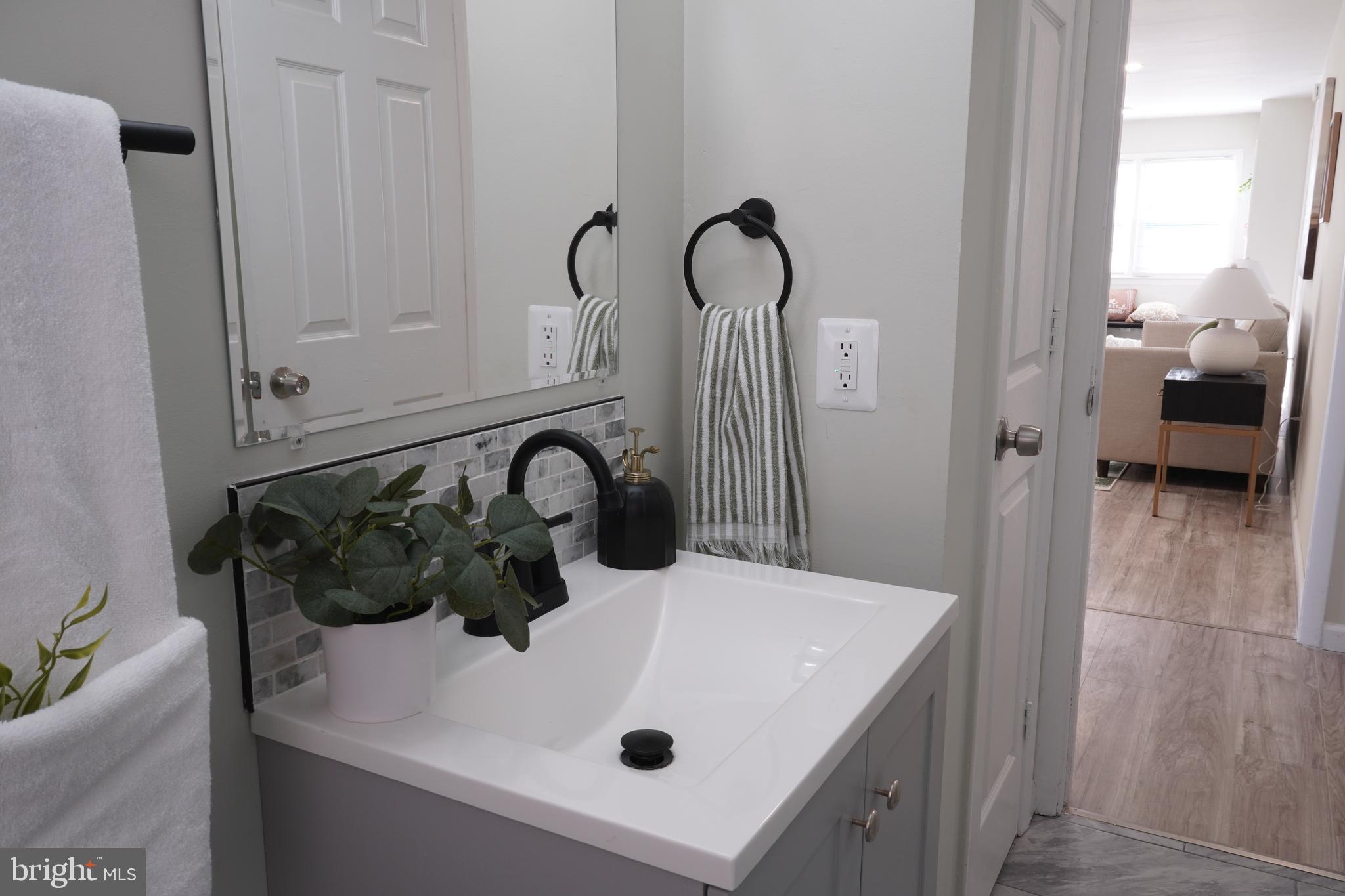 22 Winding Way Road Stratford, NJ 08084 - Photo 16 of 33