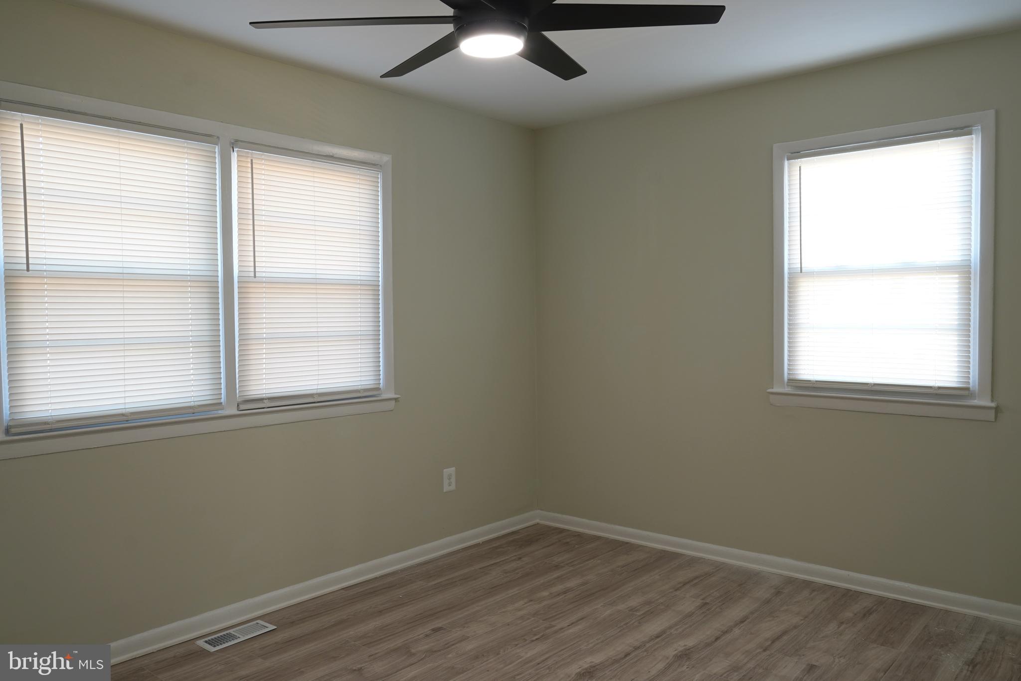 22 Winding Way Road Stratford, NJ 08084 - Photo 19 of 33