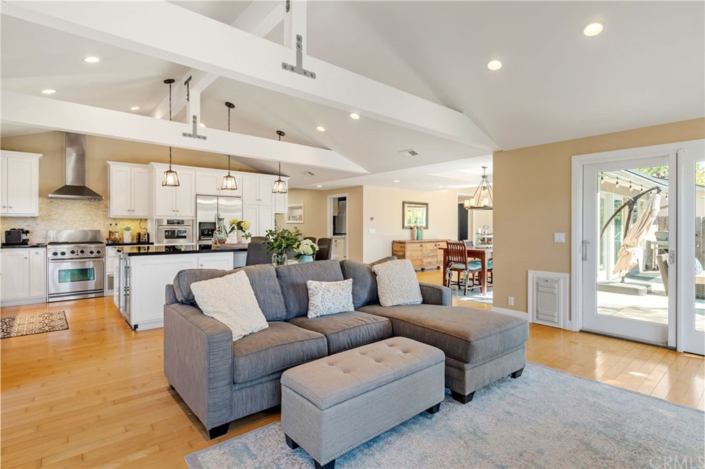 15 Silver Spring Drive Rolling Hills Estates, CA 90274 - Photo 11 of 42