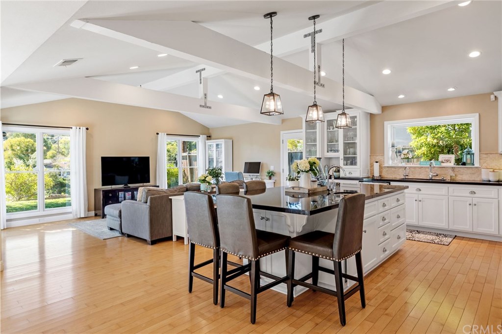 15 Silver Spring Drive Rolling Hills Estates, CA 90274 - Photo 5 of 42