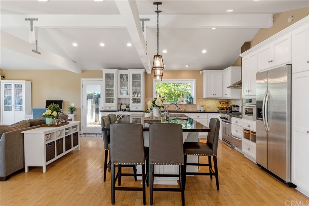 15 Silver Spring Drive Rolling Hills Estates, CA 90274 - Photo 7 of 42