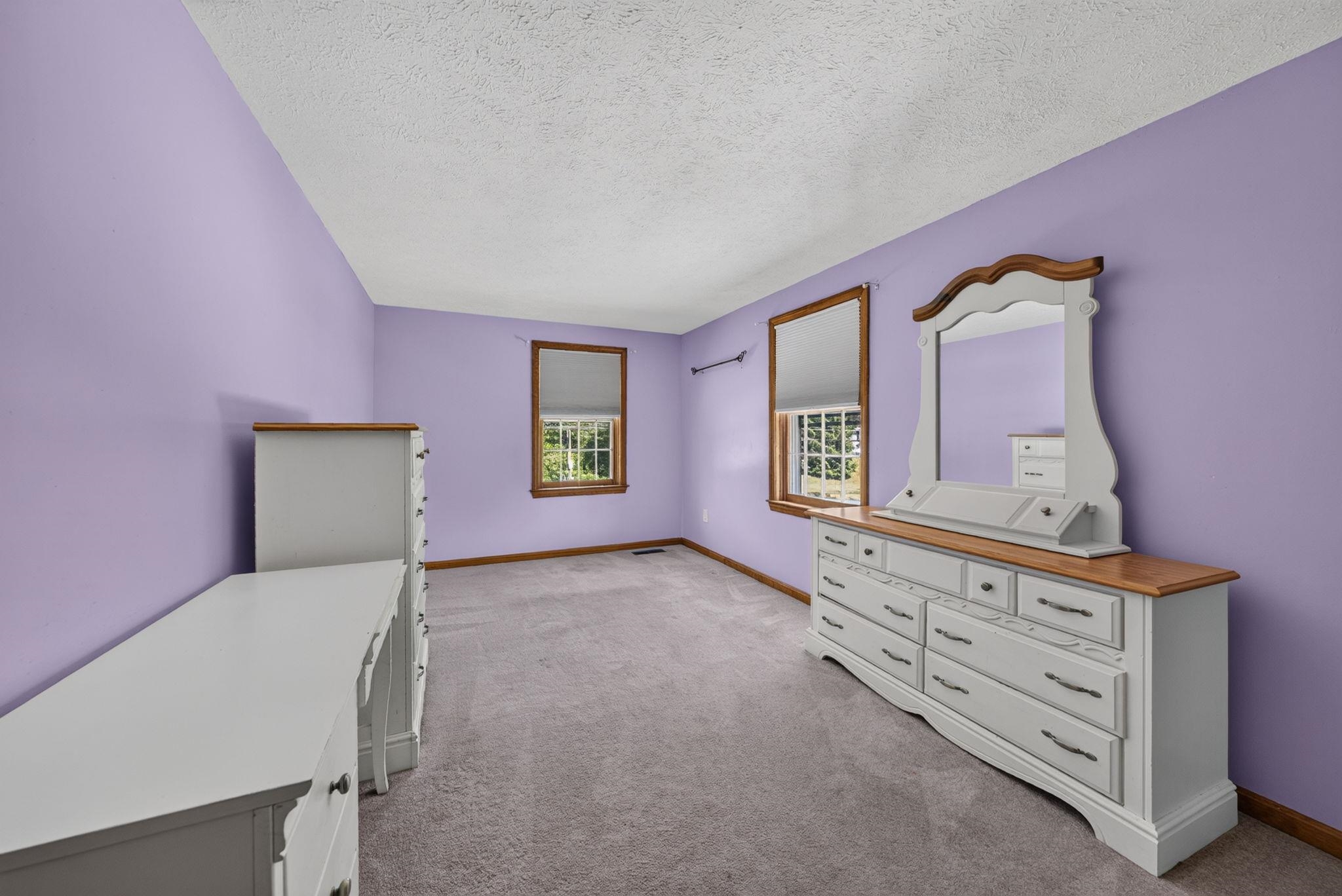 177 Ridge Road Nashua, NH 03062 - Photo 29 of 49