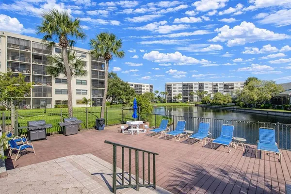 $2,800 | 1316 Pasadena Avenue South, Unit 407, South Pasadena, FL 33707