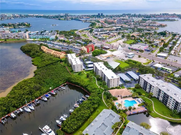 $2,800 | 1316 Pasadena Avenue South, Unit 407, South Pasadena, FL 33707