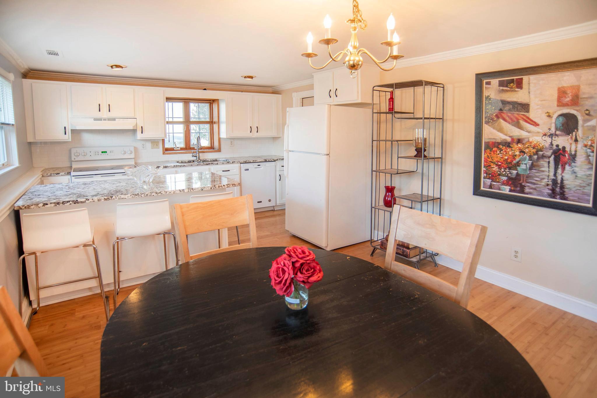 17 Cornwall Road New Castle, DE 19720 - Photo 4 of 19 Open floor kitchen