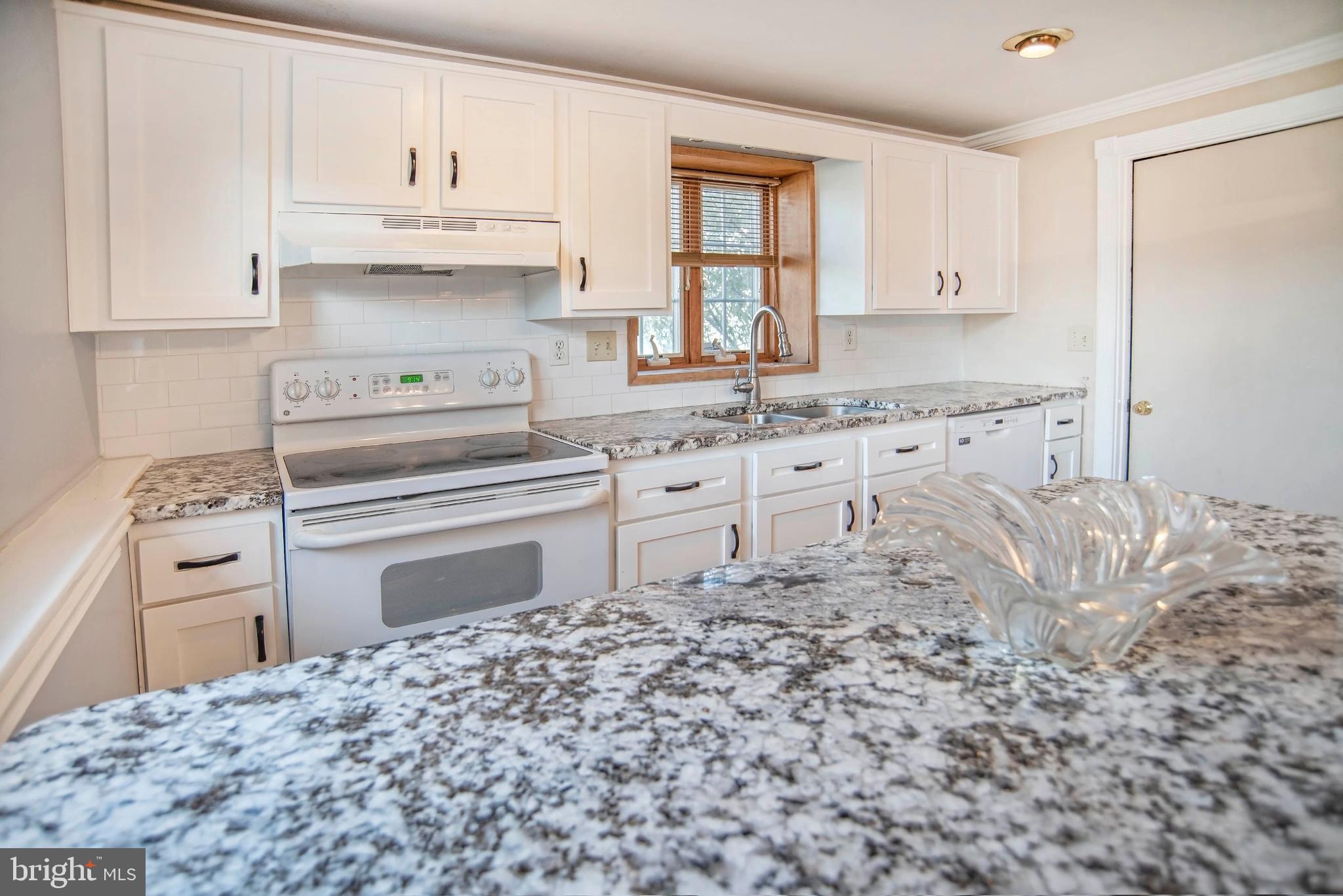 17 Cornwall Road New Castle, DE 19720 - Photo 7 of 19 Kitchen
