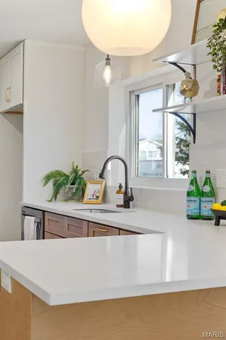 $424,999 | 831 South Harrison Avenue, Kirkwood, MO 63122