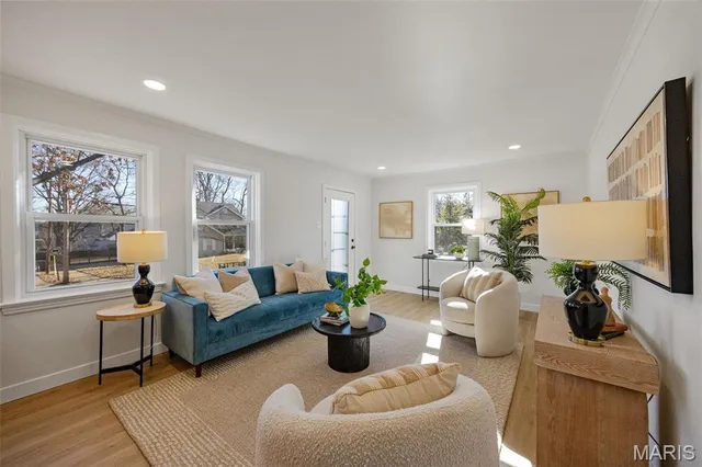 $424,999 | 831 South Harrison Avenue, Kirkwood, MO 63122