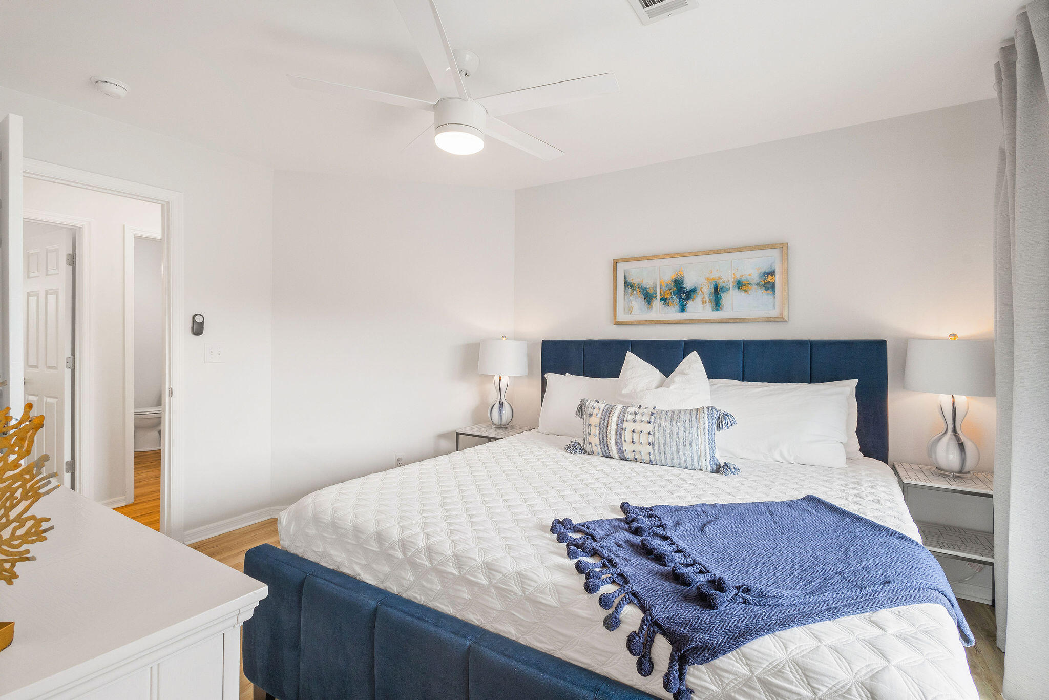11 Beachside Drive, Unit 922 Santa Rosa Beach, FL 32459 - Photo 16 of 42 a large bed in a white room