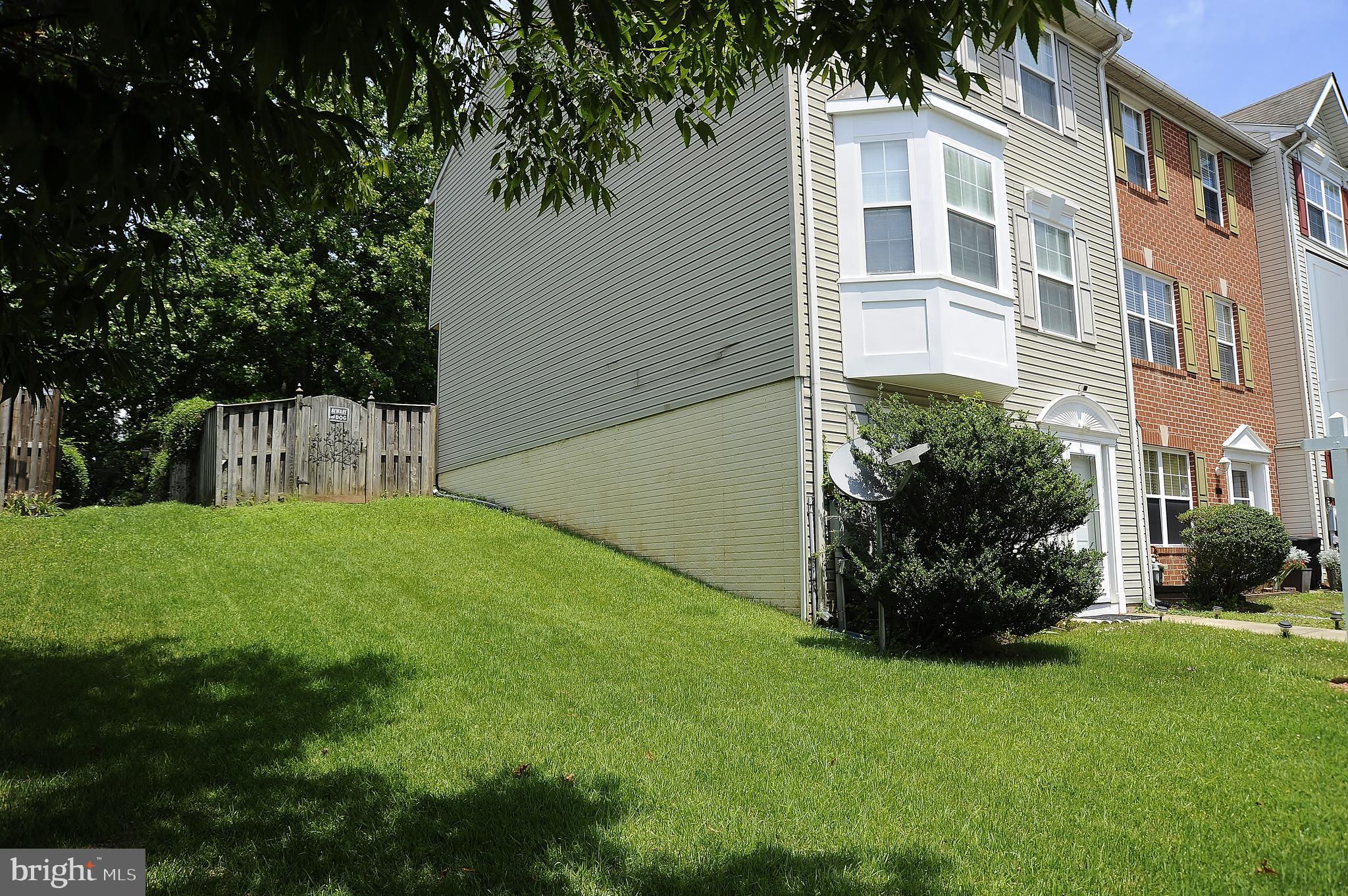 8754 Jarwood Road Baltimore, MD 21237 - Photo 3 of 37 Gallery Image 3