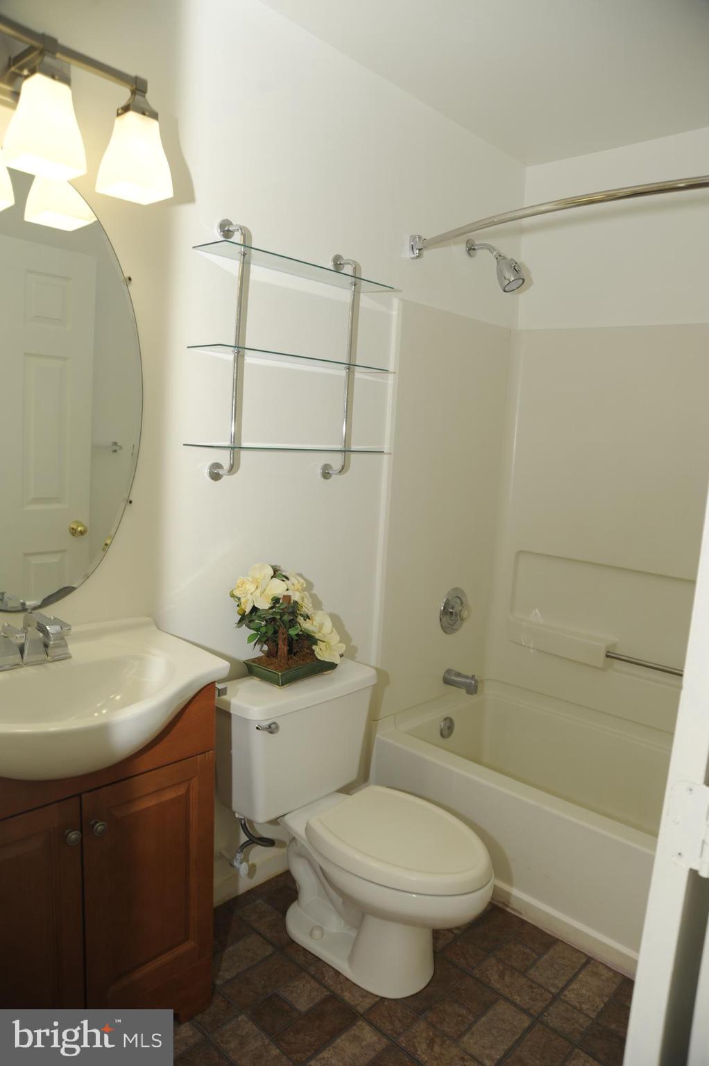 8754 Jarwood Road Baltimore, MD 21237 - Photo 26 of 37 Gallery Image 26
