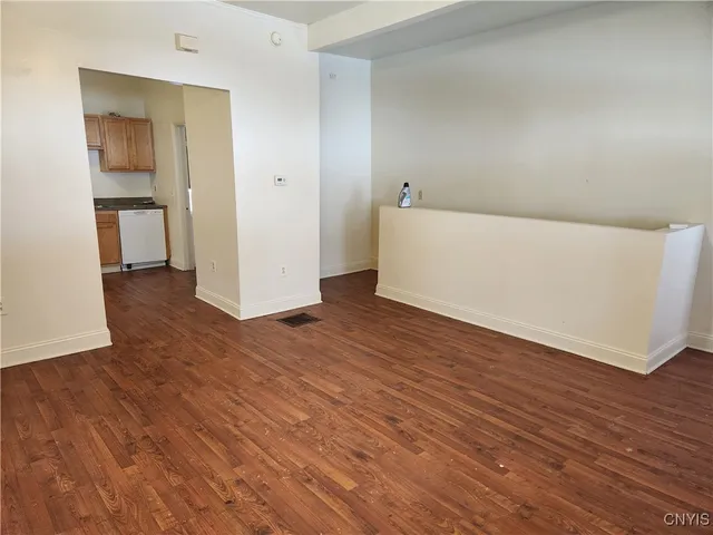 $1,185 | 410 Graves Street, Unit 1, Syracuse, NY 13203