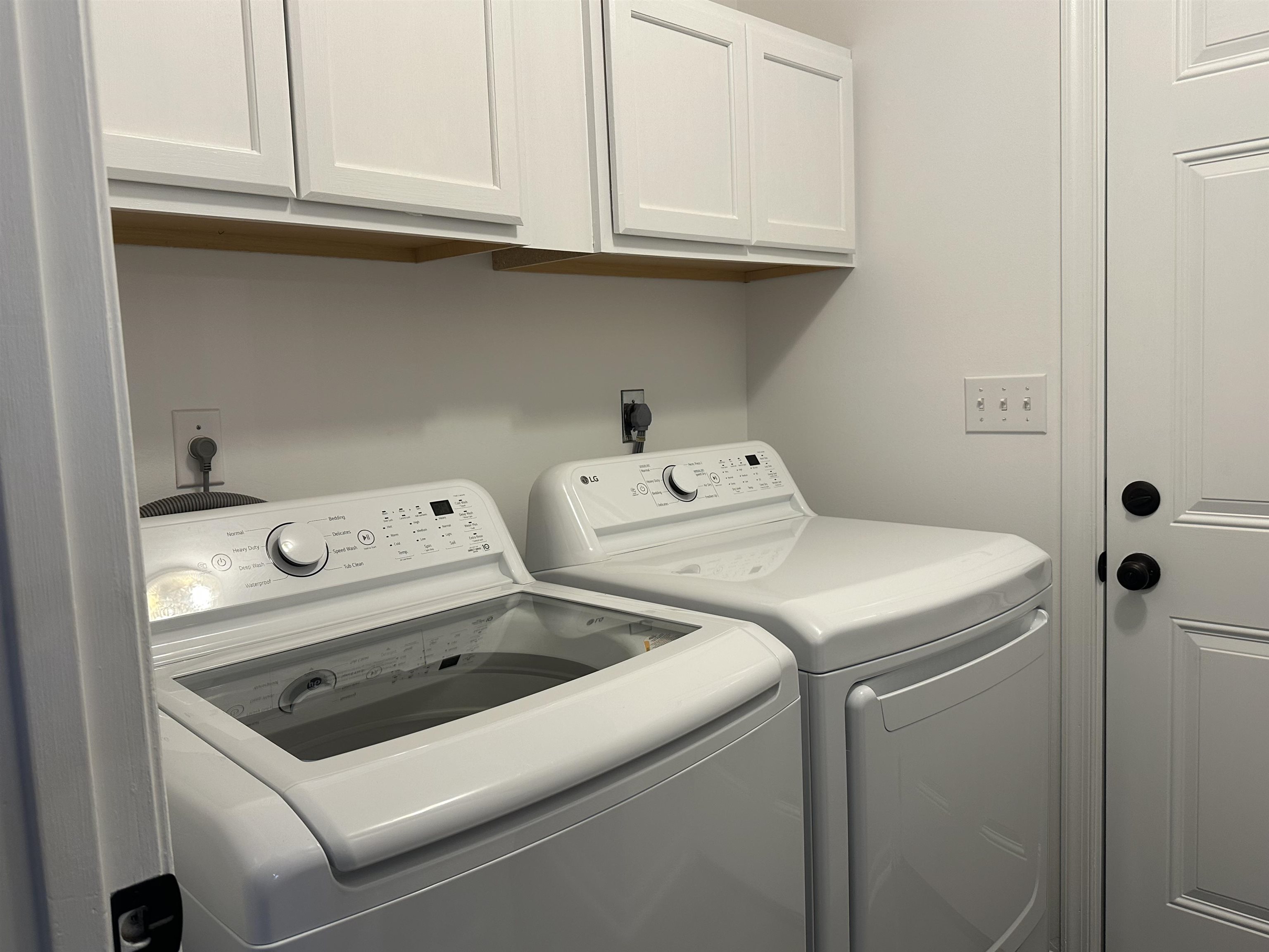 623 Bull Run Staunton, VA 24401 - Photo 29 of 62 laundry room