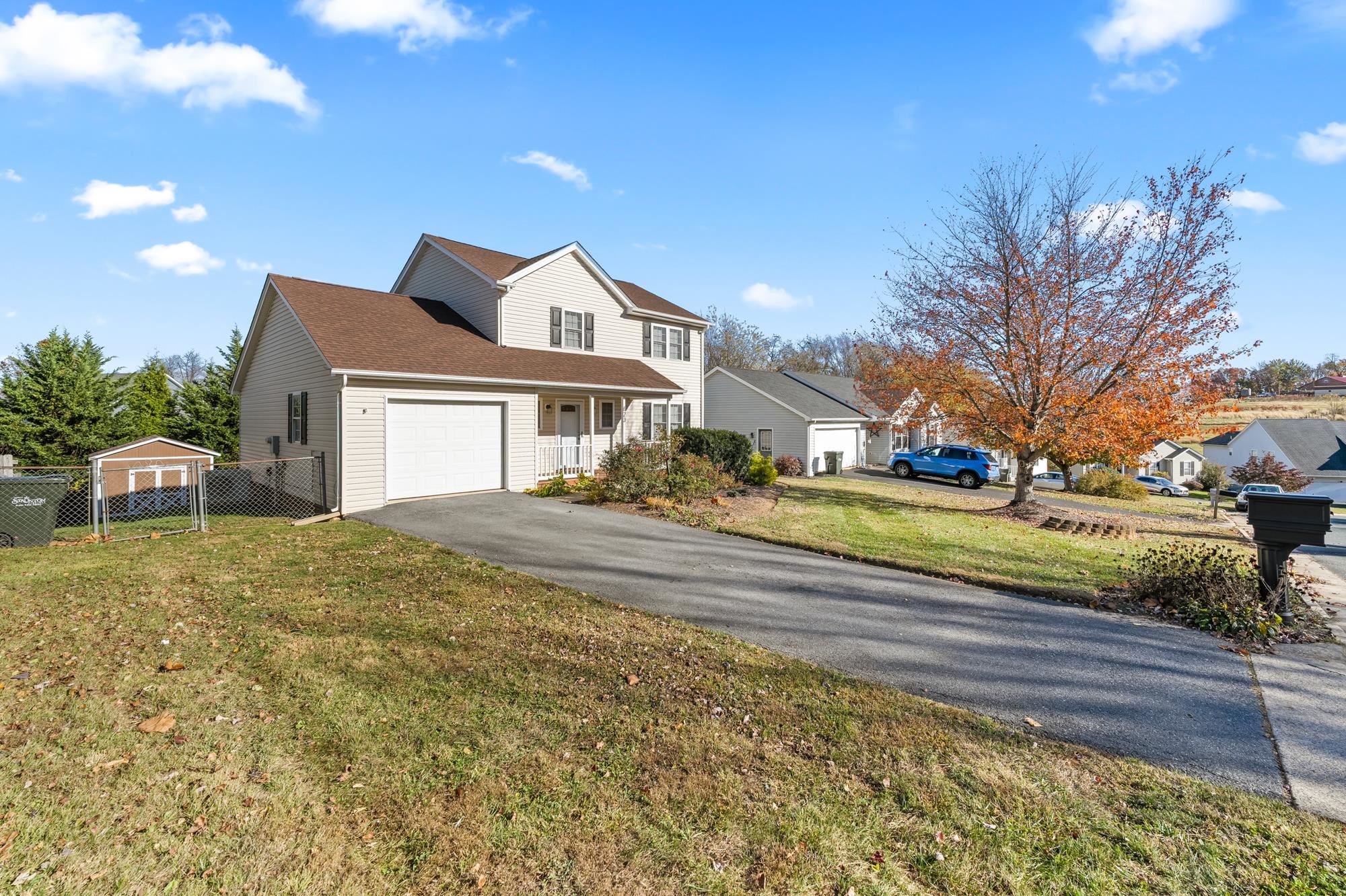 623 Bull Run Staunton, VA 24401 - Photo 3 of 62 side view
