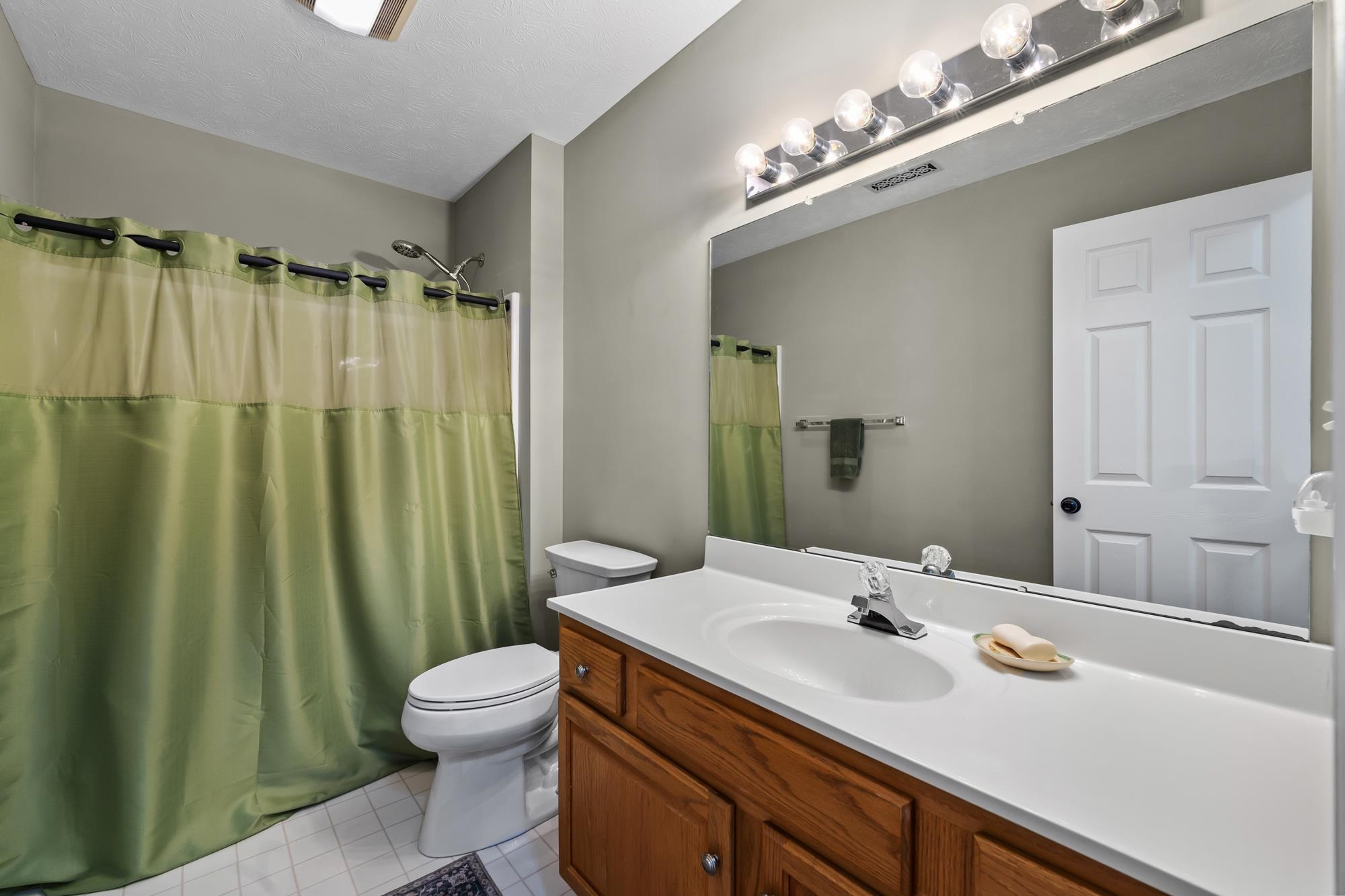 623 Bull Run Staunton, VA 24401 - Photo 37 of 62 hall bath