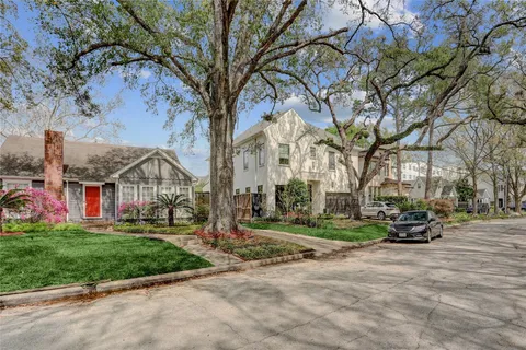 $850,000 | 2343 North Boulevard, Houston, TX 77098