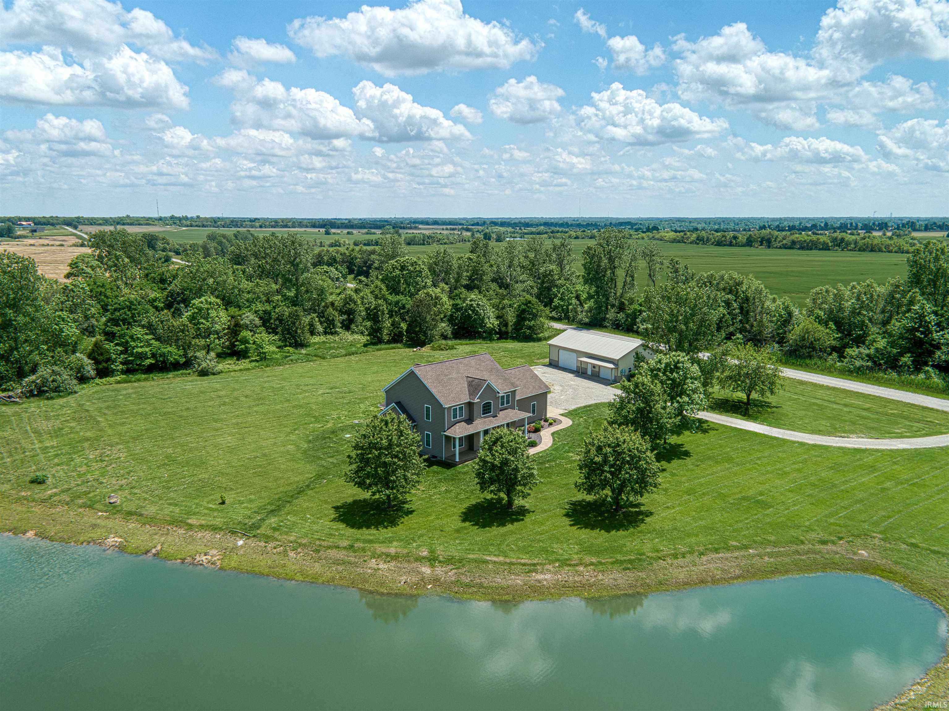 3022 Zoar Church Road Elberfeld, IN 47613 - Photo 3 of 32