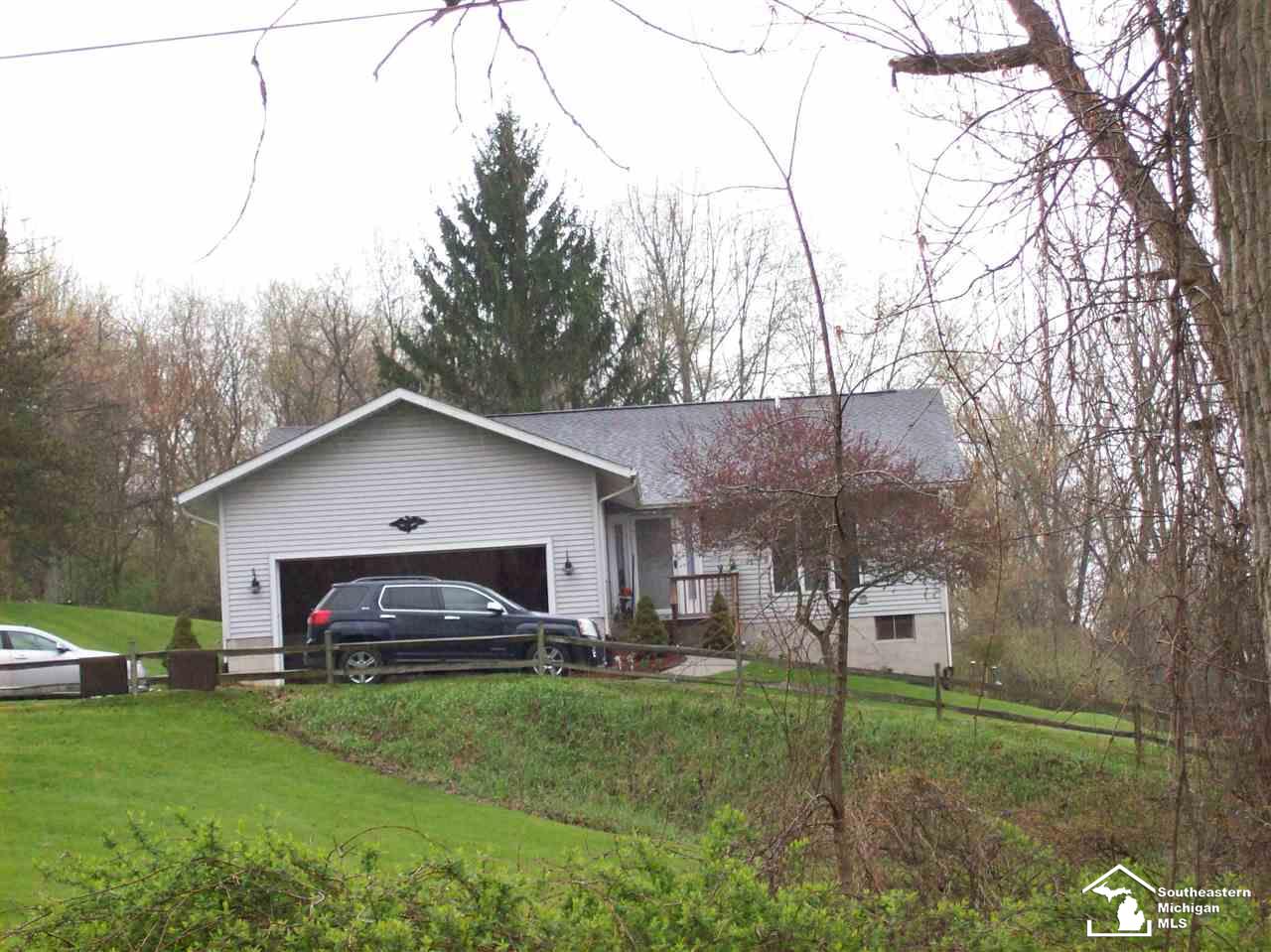 17409 Cavanaugh Lake Road Chelsea, MI 48118 - Photo 2 of 24 50073384-1.JPG