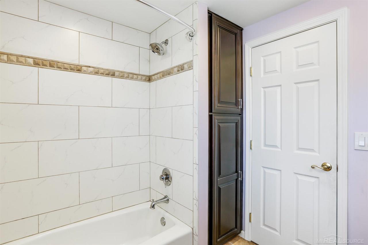 785 Bedford Road Grosse Pointe Park, MI 48230 - Photo 12 of 18