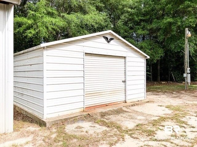 1598 Long Leaf Road Peterman, AL 36471 - Photo 16 of 34