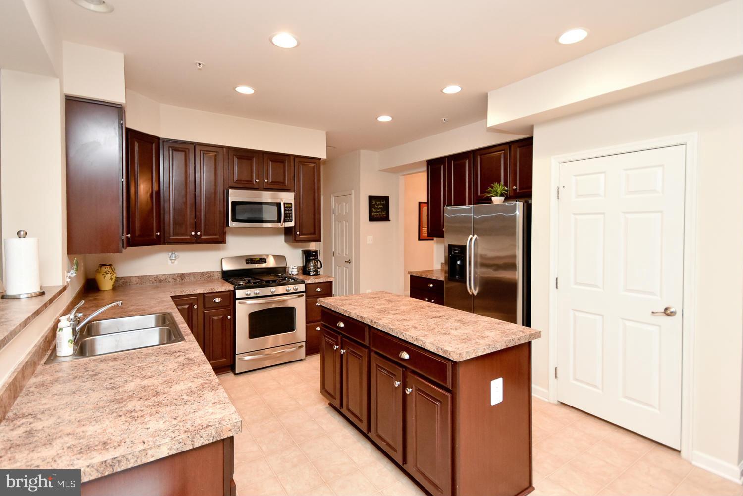 16311 Addison Patent Lane Accokeek, MD 20607 - Photo 11 of 30 Kitchen