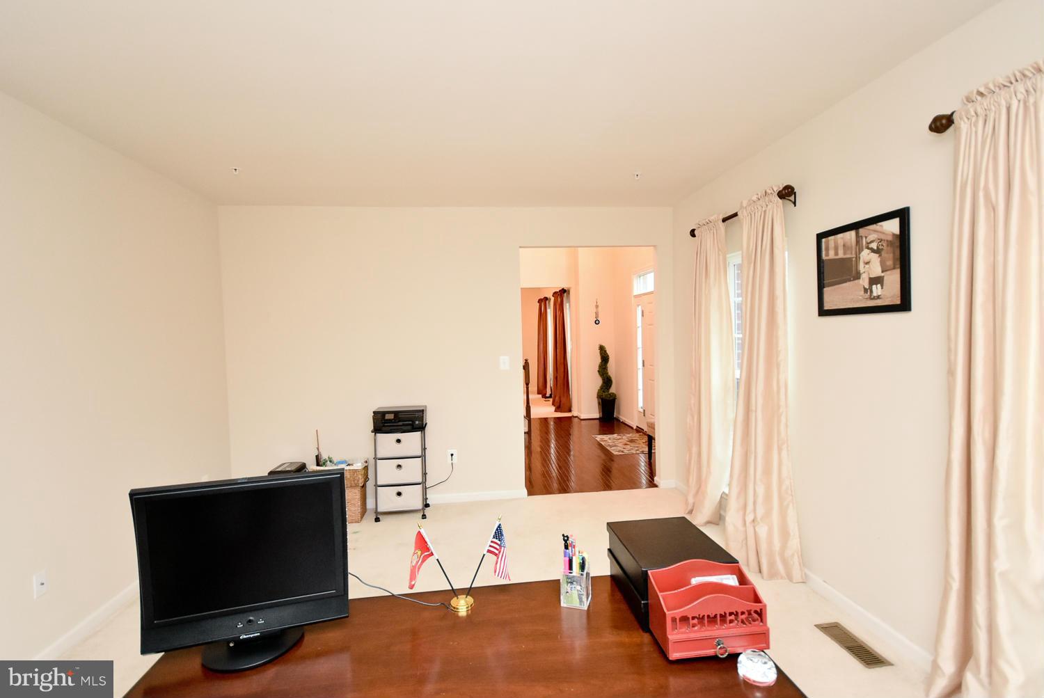 16311 Addison Patent Lane Accokeek, MD 20607 - Photo 5 of 30 Interior (General)