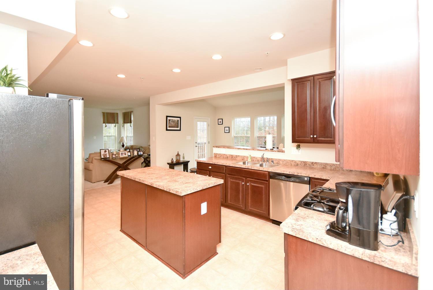 16311 Addison Patent Lane Accokeek, MD 20607 - Photo 9 of 30 Kitchen