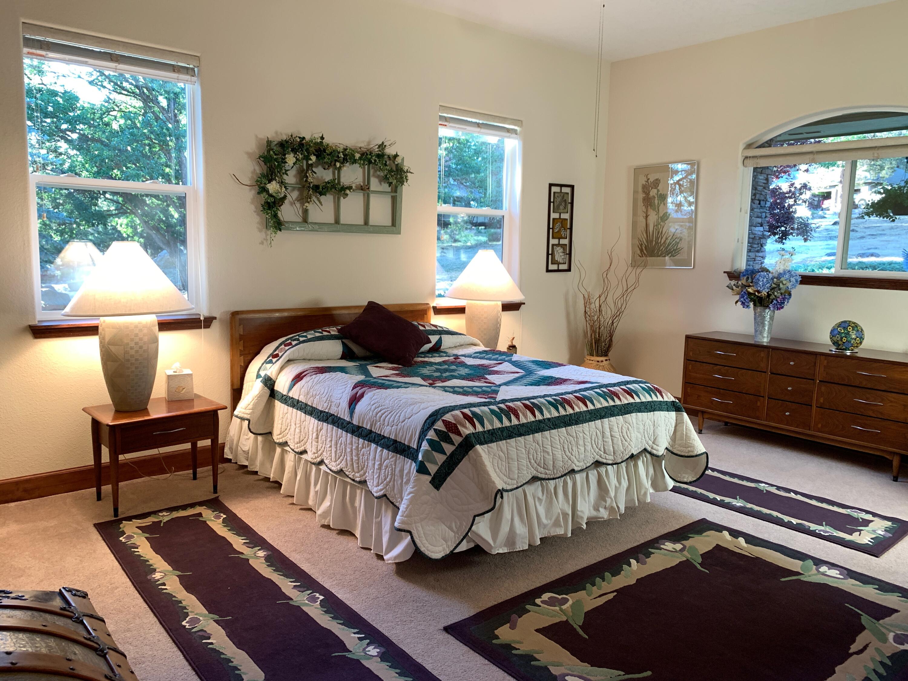 10537 Kestrel Road Klamath Falls, OR 97601 - Photo 28 of 46 IMG_5956